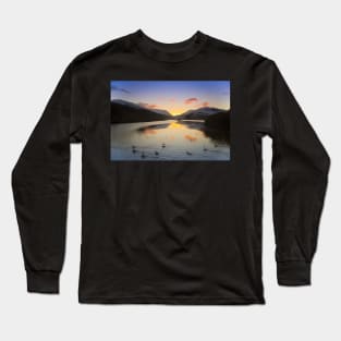 SUNRISE & SWANS - LLYN PADARN Long Sleeve T-Shirt